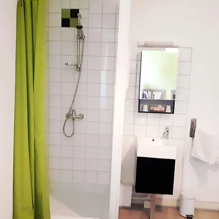 Le Cafe De La Place